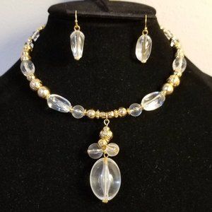 Necklace & earring set w clear beads